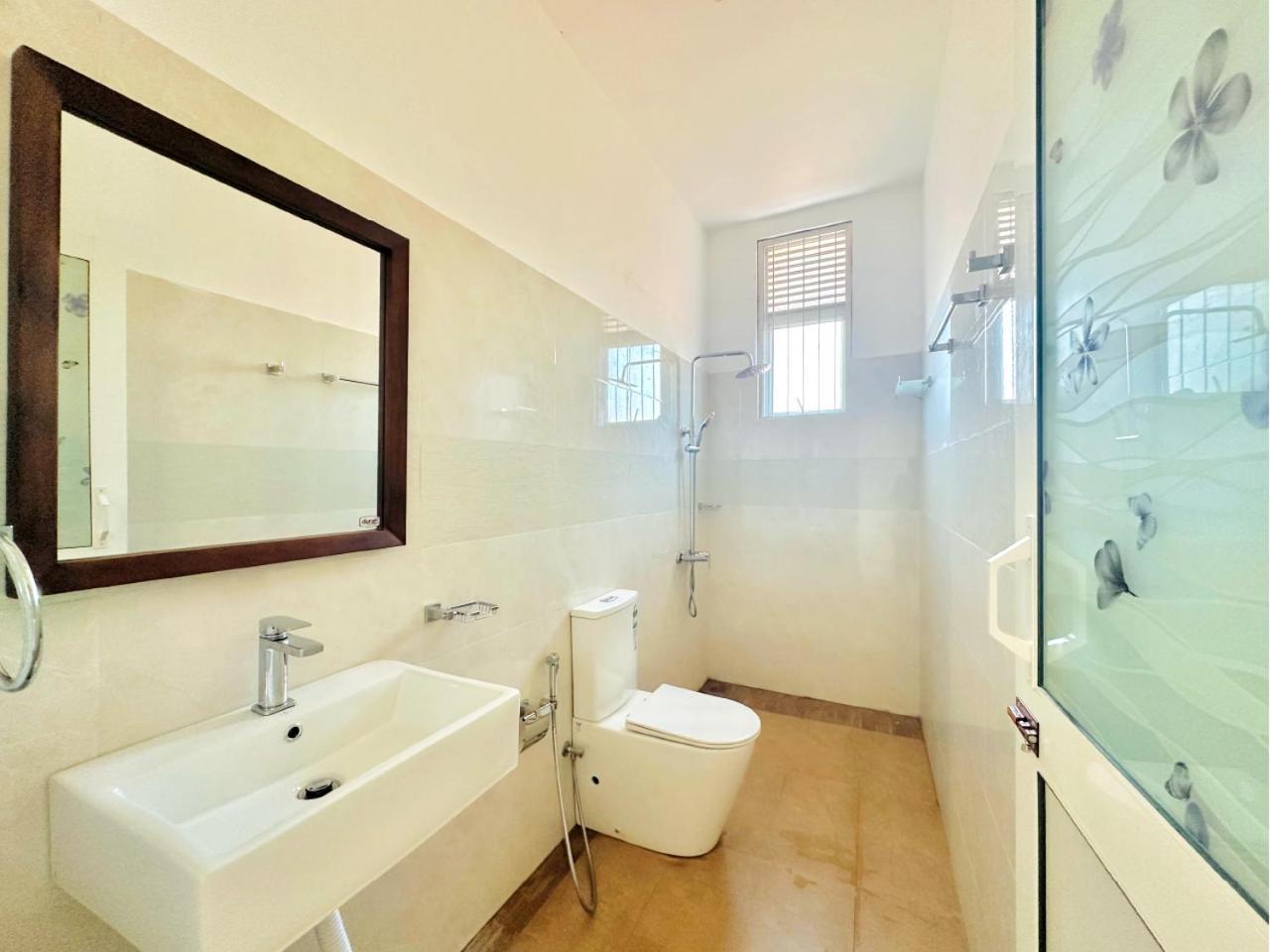 Sea Breeze Guest House เนกอมโบ ภายนอก รูปภาพ