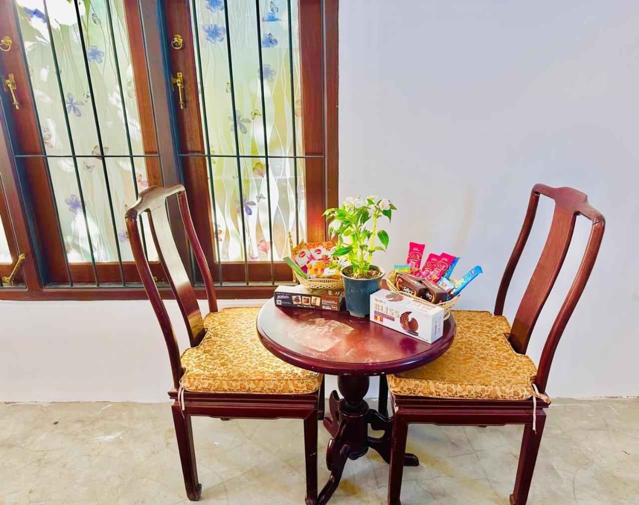 Sea Breeze Guest House เนกอมโบ ภายนอก รูปภาพ