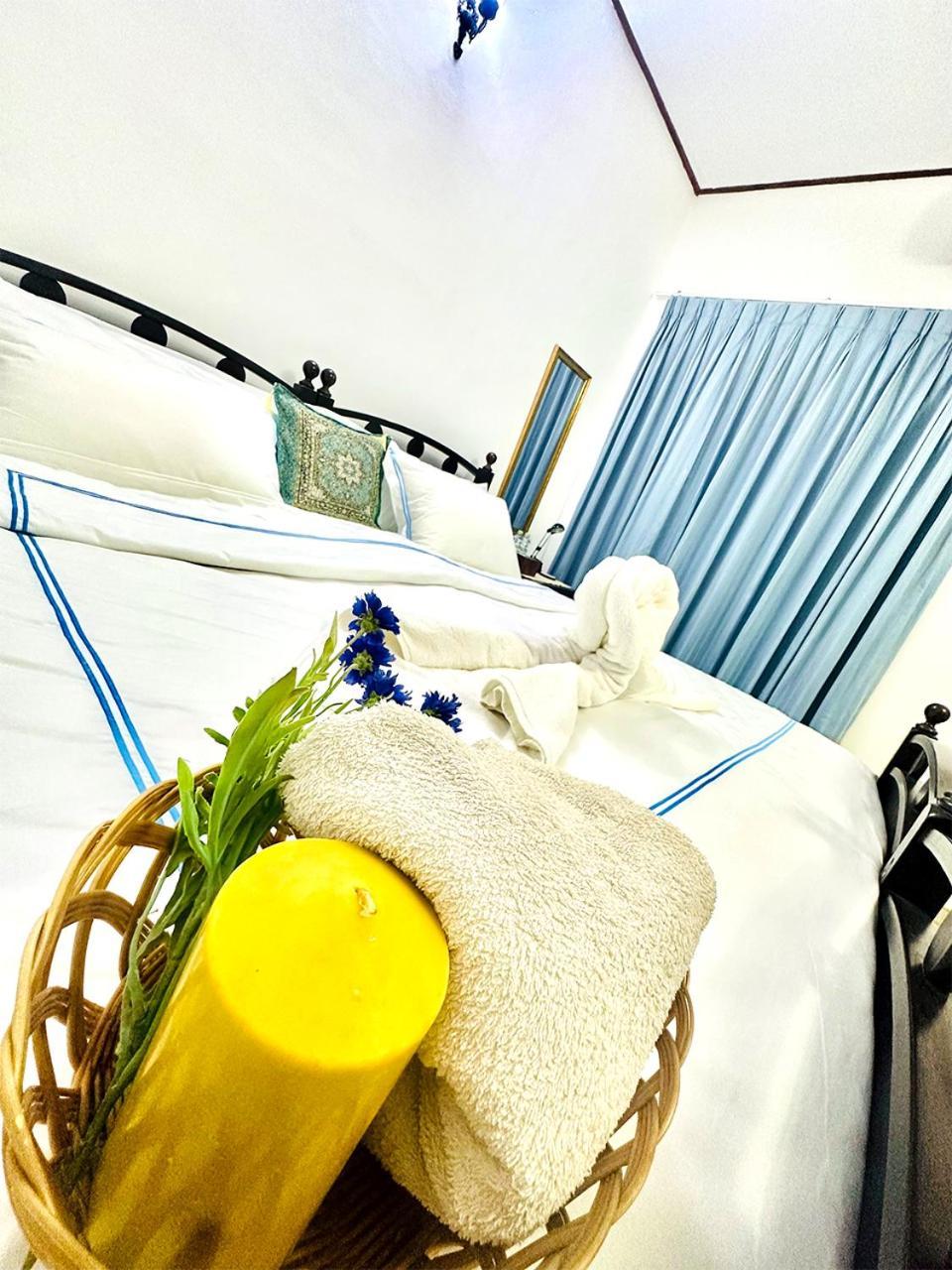 Sea Breeze Guest House เนกอมโบ ภายนอก รูปภาพ