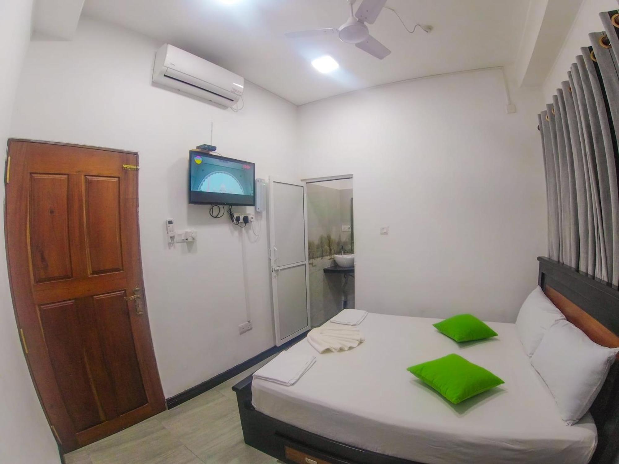 Sea Breeze Guest House เนกอมโบ ห้อง รูปภาพ